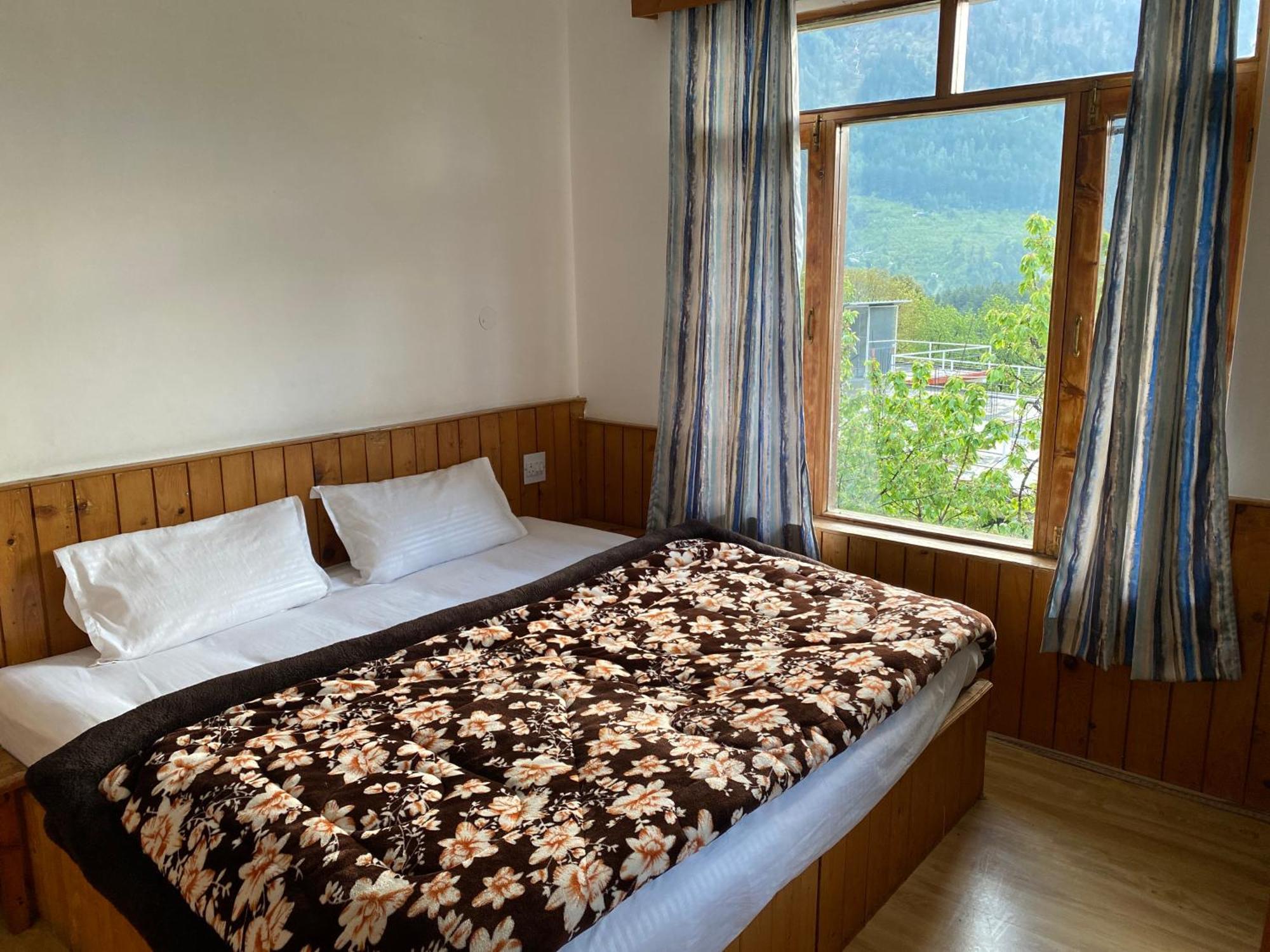 Homestay Double Dutch, Old Manali (Himachal Pradesh)