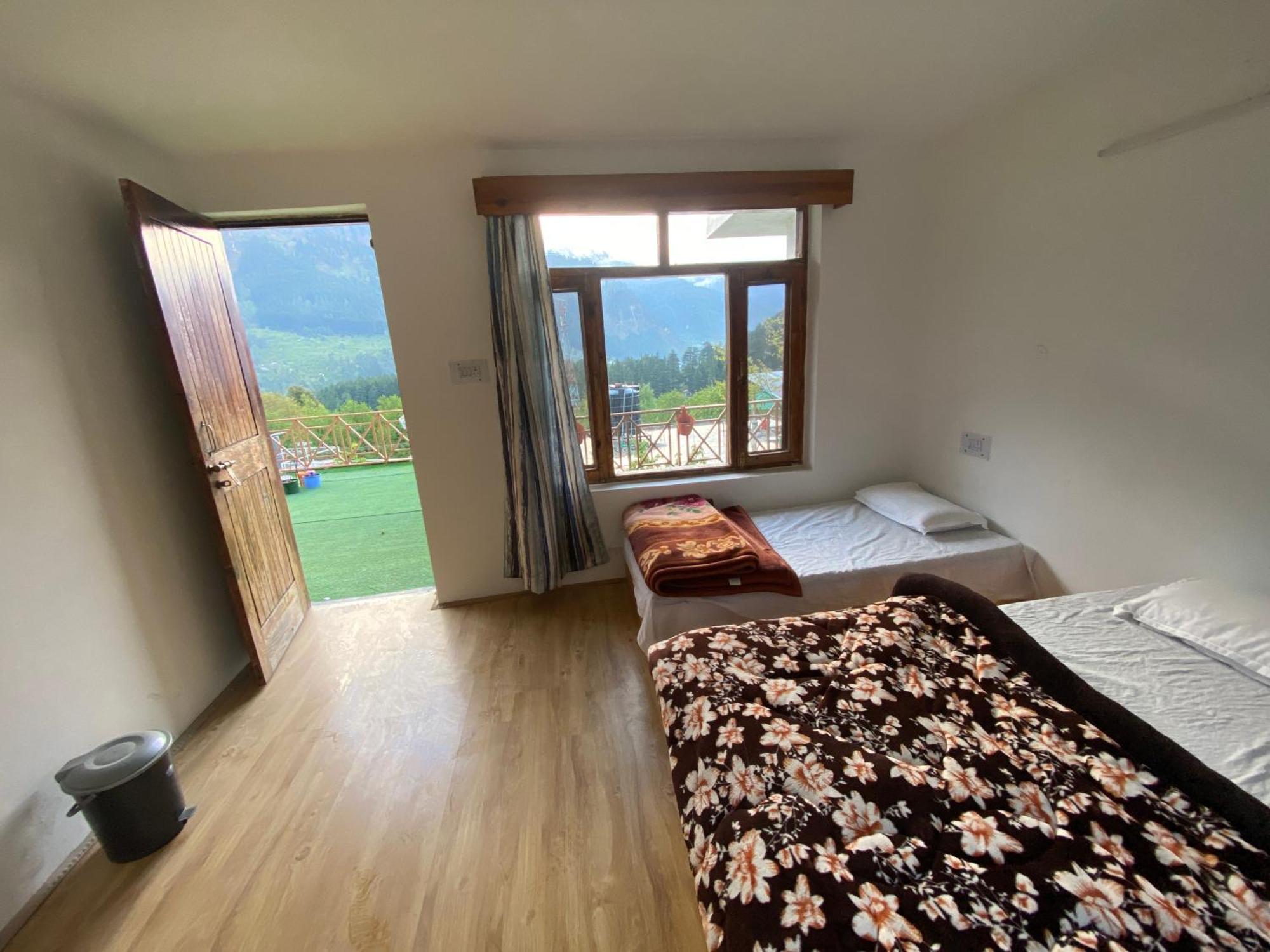 Homestay Double Dutch, Old *