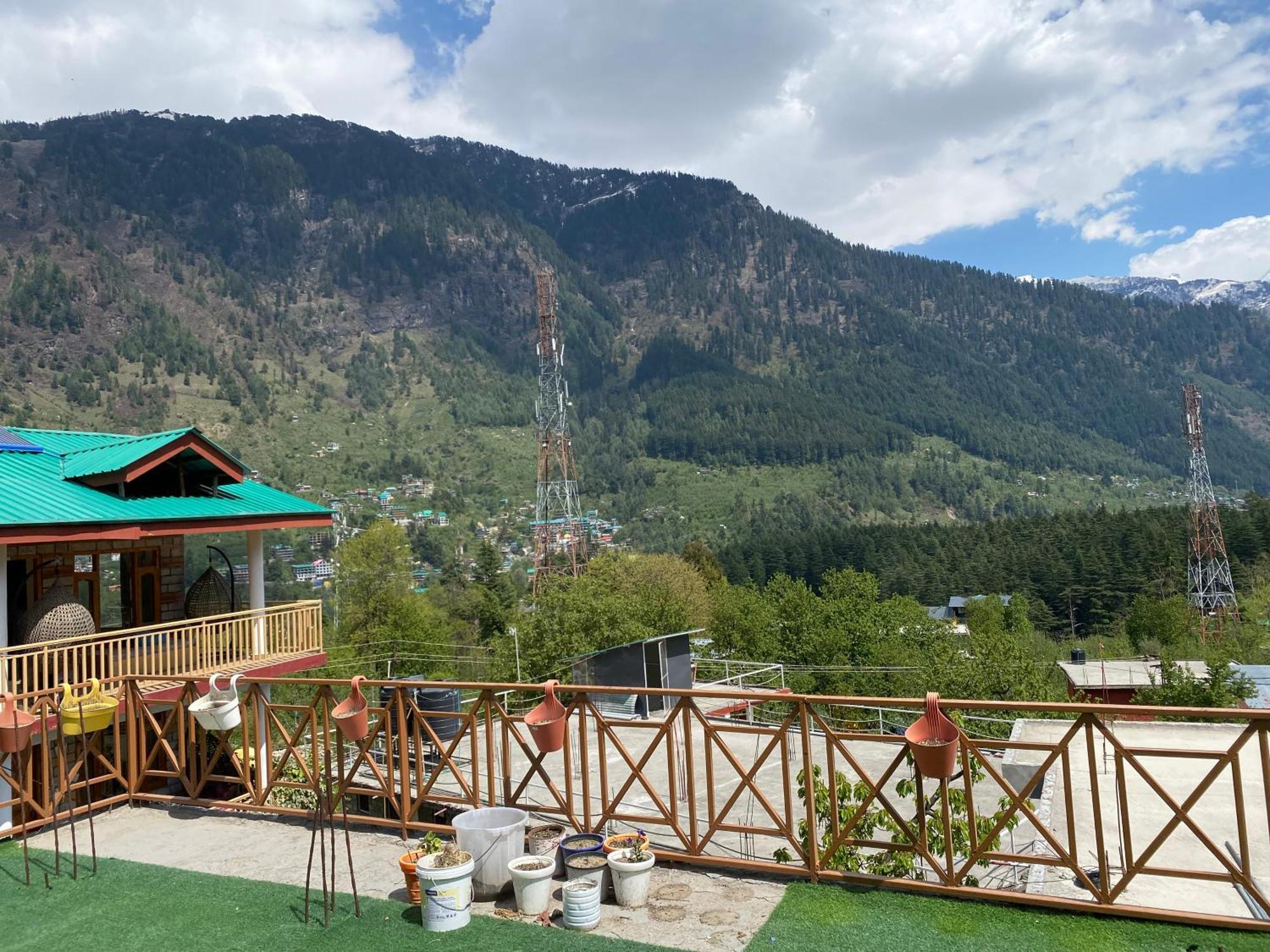Homestay Double Dutch, Old *